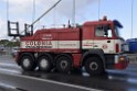 Schwerer LKW VU PKlemm A 4 Rich Olpe auf der Rodenkirchener Bruecke P204